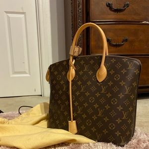 Louis Vuitton monogram lockit Mm
